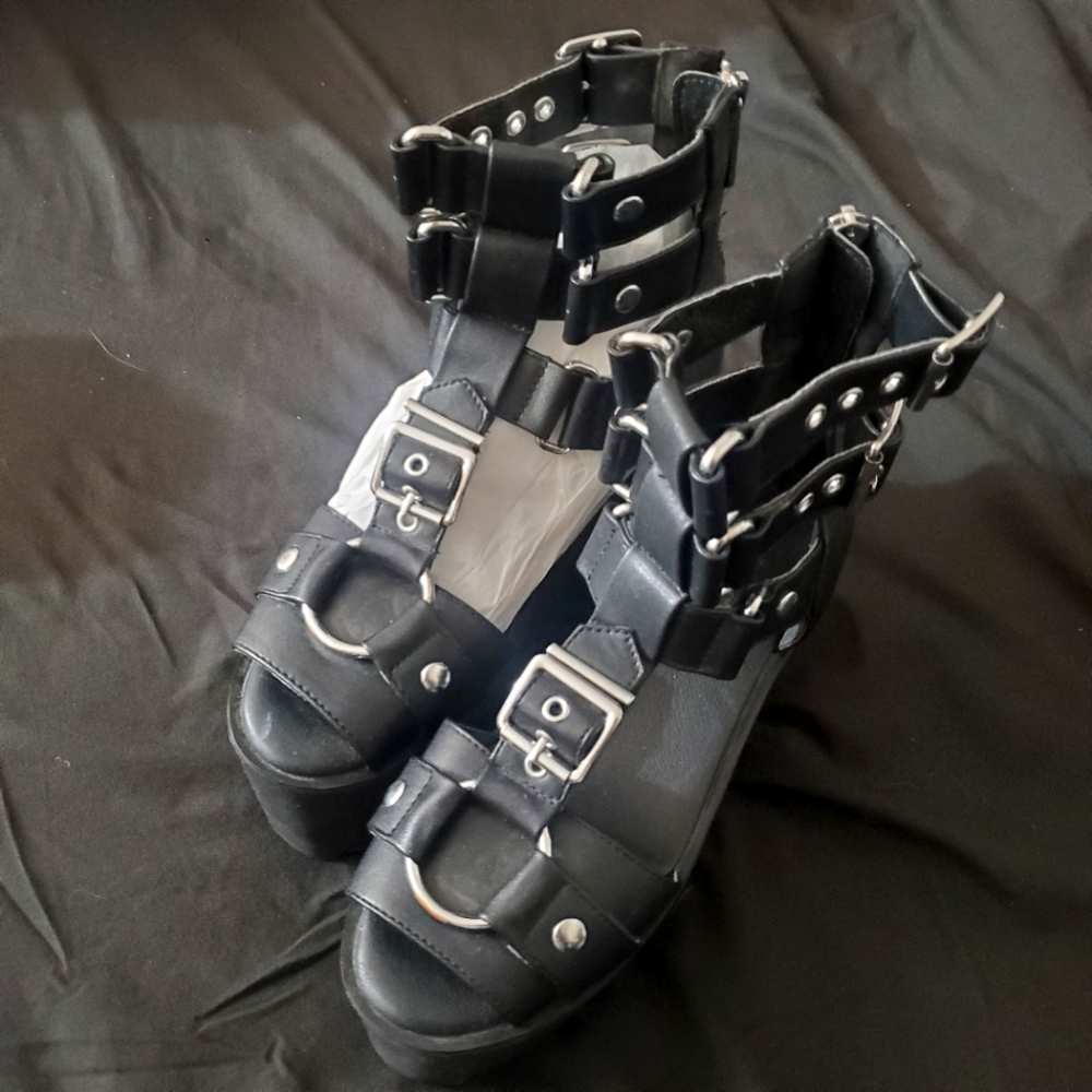 Killstar Death Valley Platform Sandals